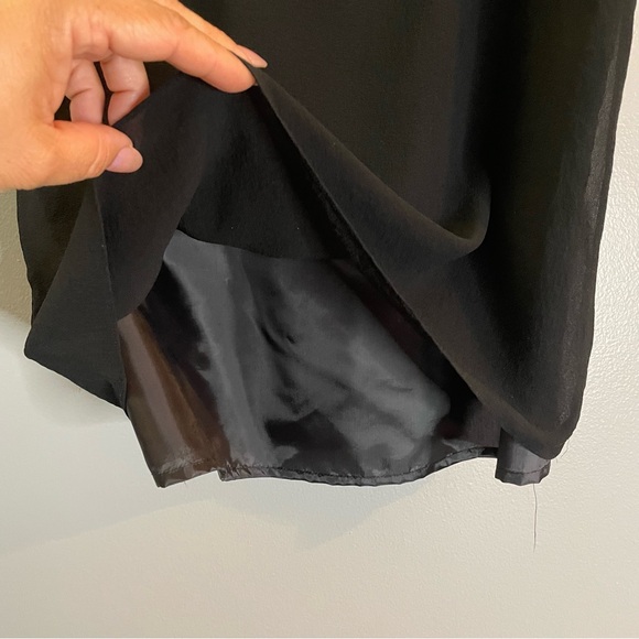 ANN TAYLOR Women Black Tank Top 100% Silk Lined SZ/SP - Picture 3 of 4